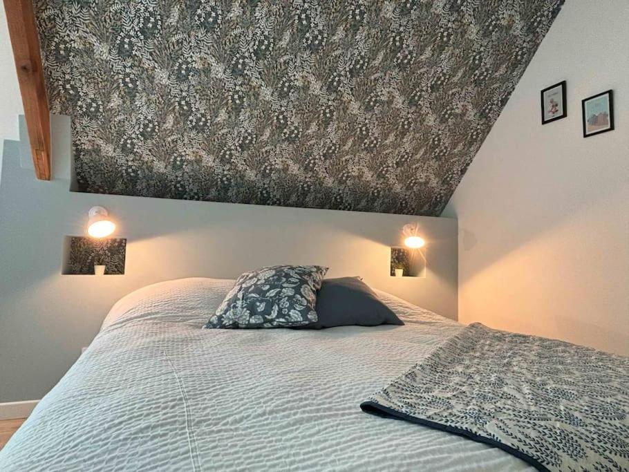 Duplex Parapluies De Cherbourg Netflix Parking Zewnętrze zdjęcie